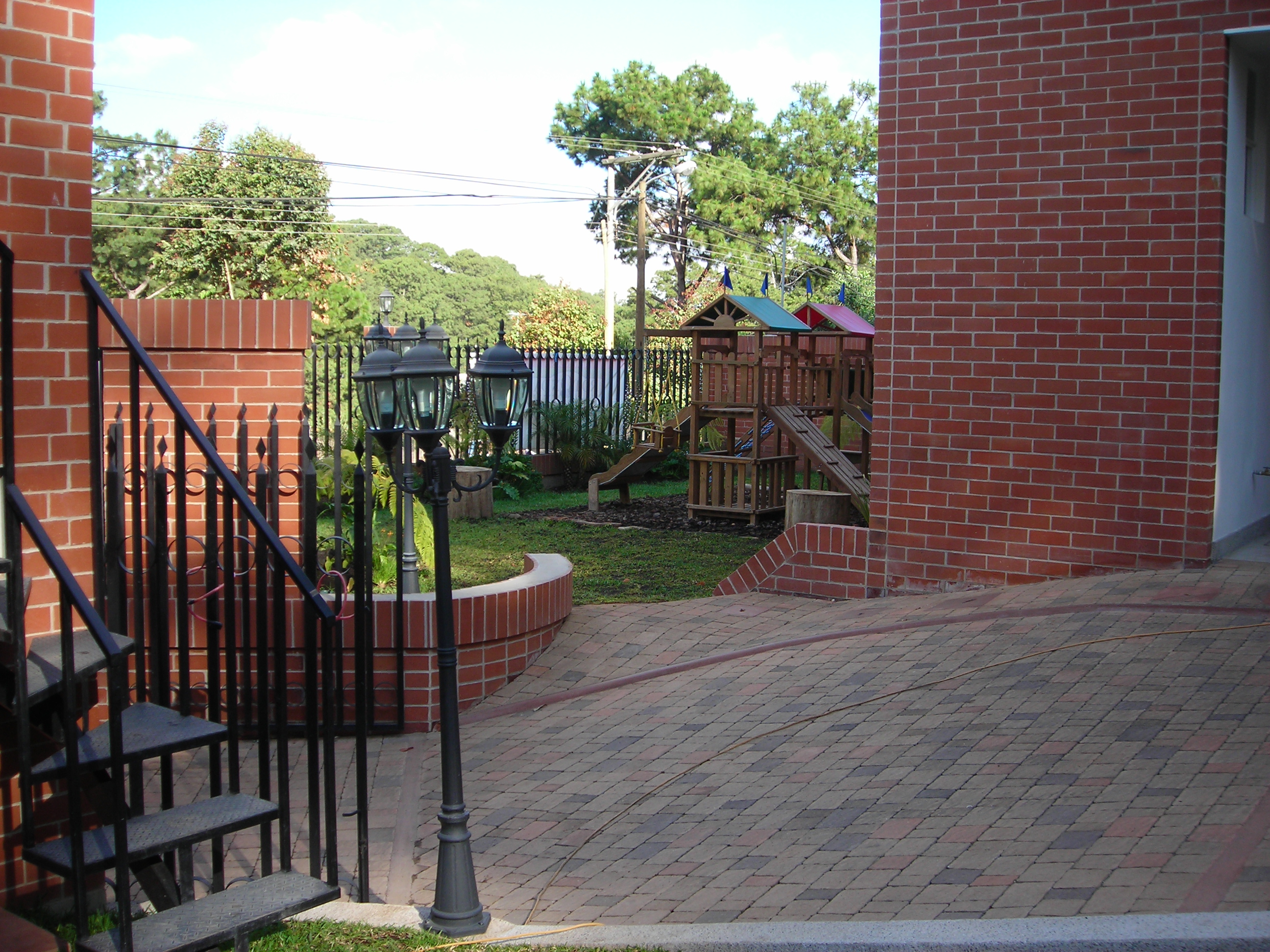 Diseño y Construcción de condominio (5)